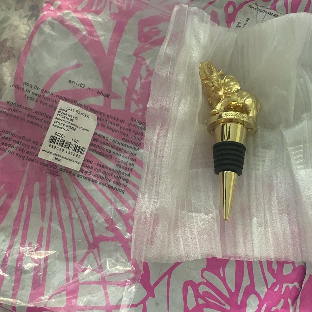 Brand New Lilly Pulitzer Elephant Wine stopper.